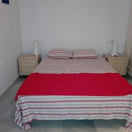 Centrico Apartamento Con Patio Privado Sevilla Buitenkant foto