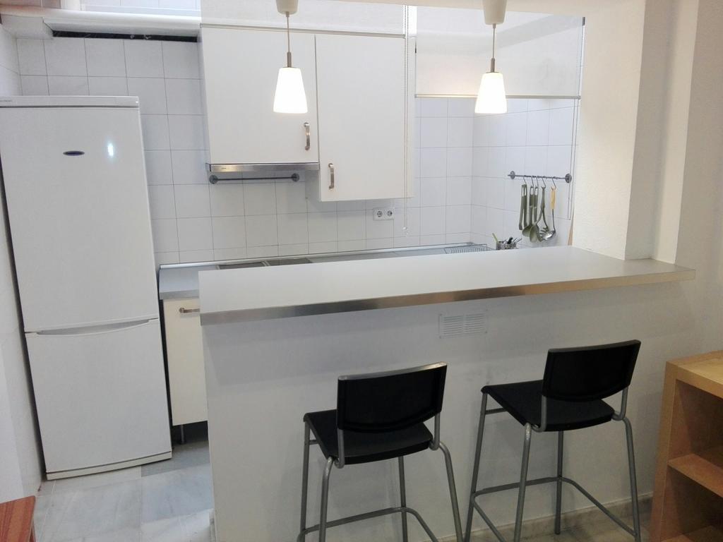 Centrico Apartamento Con Patio Privado Sevilla Buitenkant foto